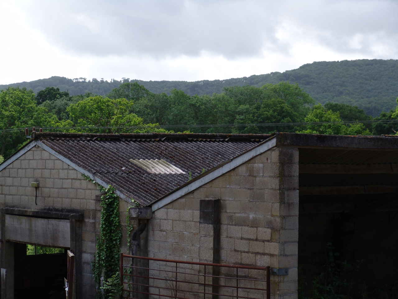 The Barn overlooking the hill at Didling.jpg