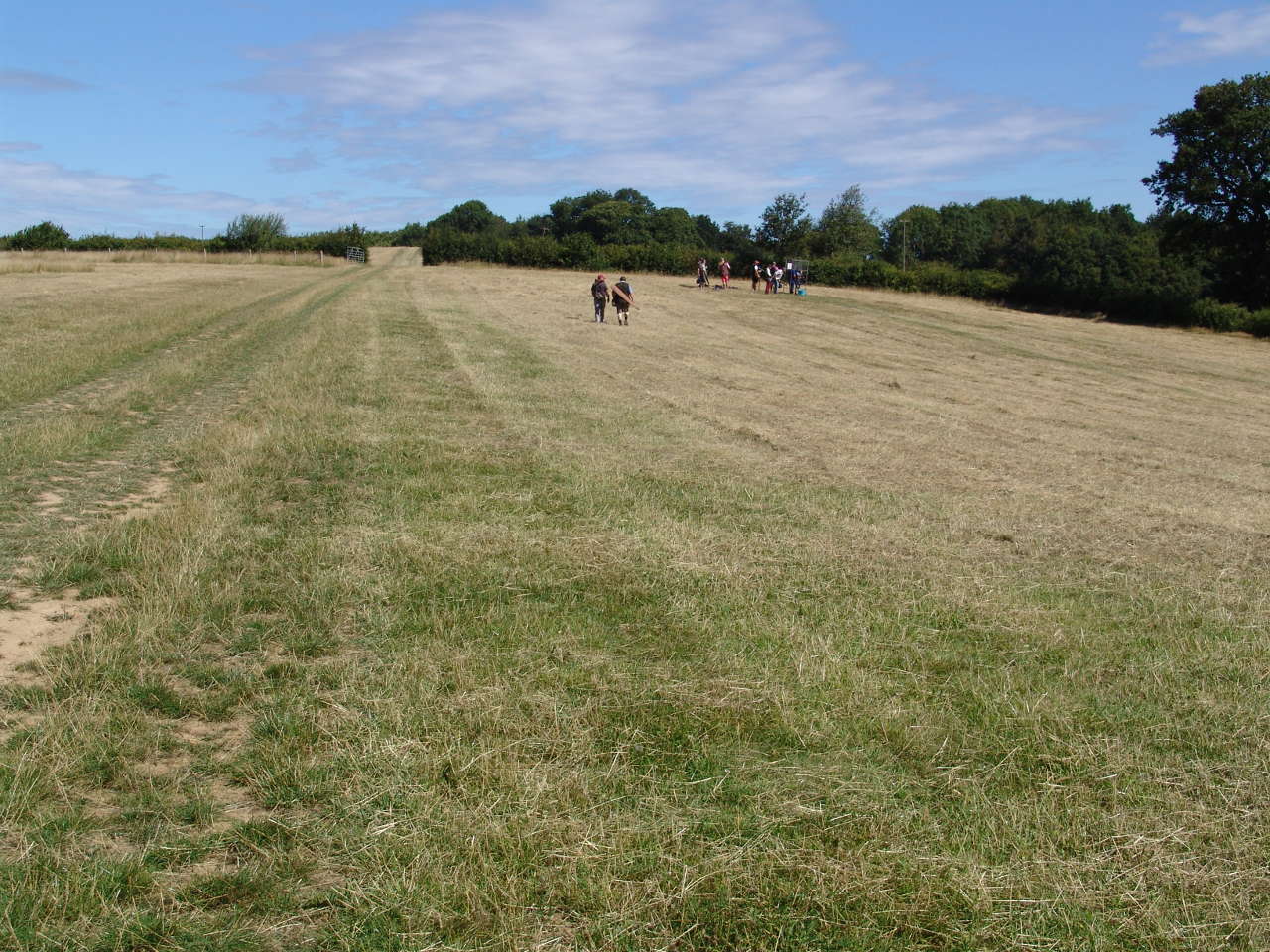 Walk to the Start.jpg Walk to the Start.jpg